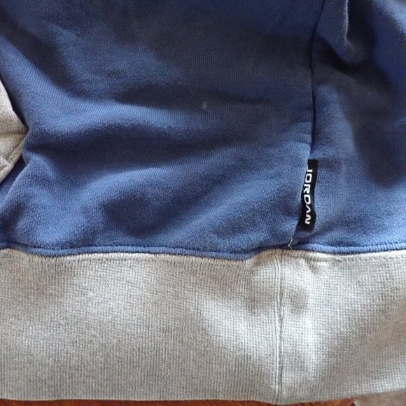 Air Jordan XIII Embroidered Spellout Center Chest Hoodie Sz L - Picture 3 of 6